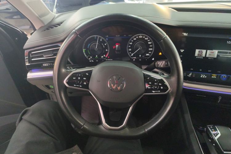 Used Volkswagen Touareg New Energy 2021 eHybrid Steering Wheel
