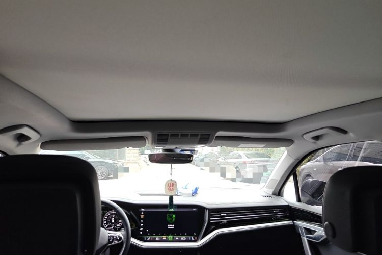 Used Volkswagen Touareg New Energy 2021 eHybrid Headliner