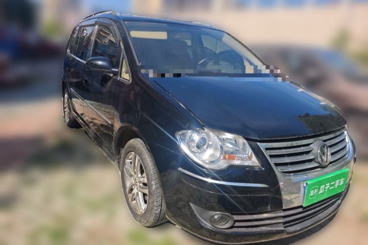 Used Volkswagen Touran 2008 1.8T ZhiZun Edition Automatic 5-Seater Front Right 45 Deg