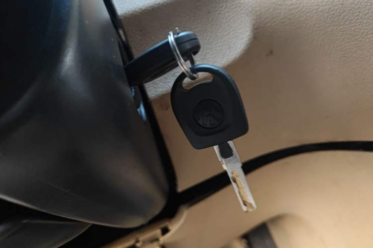 Used Volkswagen Touran 2008 1.8T ZhiZun Edition Automatic 5-Seater Vehicle Key