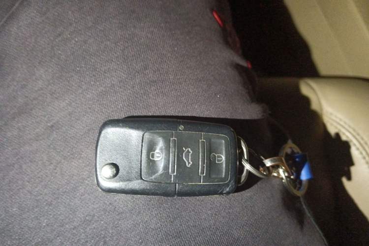 Used Volkswagen Touran 2008 1.8T ZhiZun Edition Automatic 5-Seater Vehicle Key