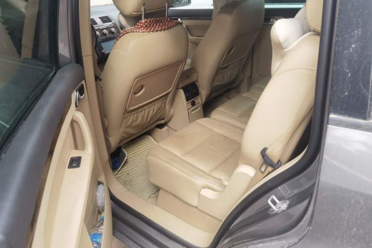 Used Volkswagen Touran 2008 1.8T ZhiZun Edition Automatic 5-Seater Left Rear Seat