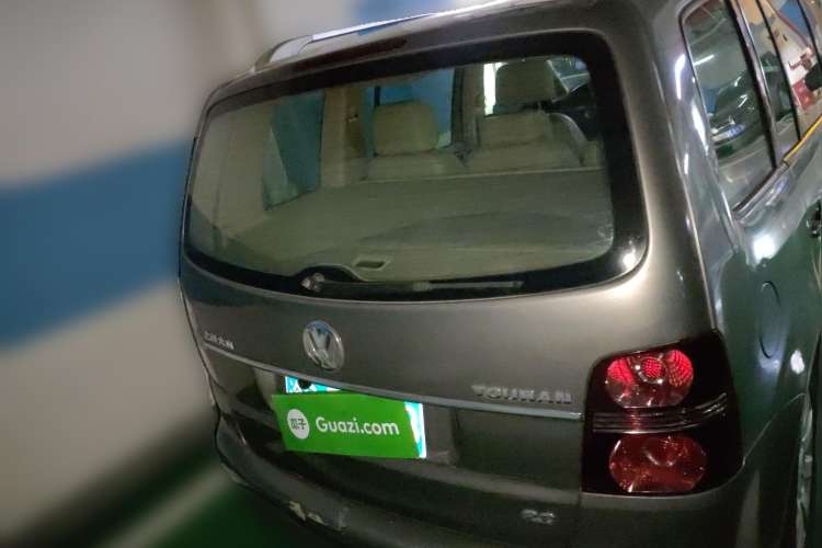 Used Volkswagen Touran 2008 2.0L Smart Edition Automatic 5 Seats Rear