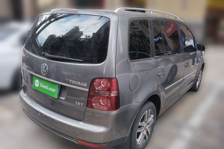 Used Volkswagen Touran 2008 1.8T ZhiZun Edition Automatic 5-Seater Rear Right 45 Deg