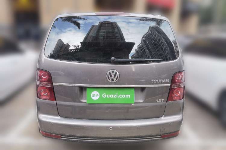 Used Volkswagen Touran 2008 1.8T ZhiZun Edition Automatic 5-Seater Rear
