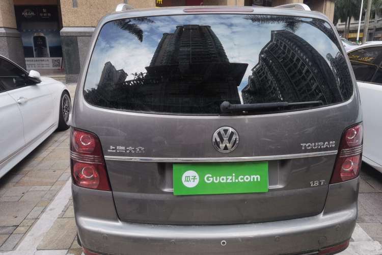 Used Volkswagen Touran 2008 1.8T ZhiZun Edition Automatic 5-Seater Trunk