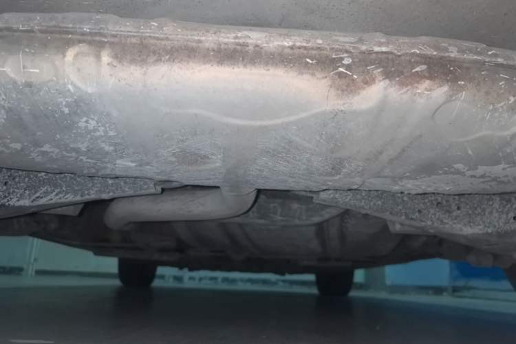 Used Volkswagen Touran 2008 1.8T ZhiZun Edition Manual 5-Seater Chassis Rear