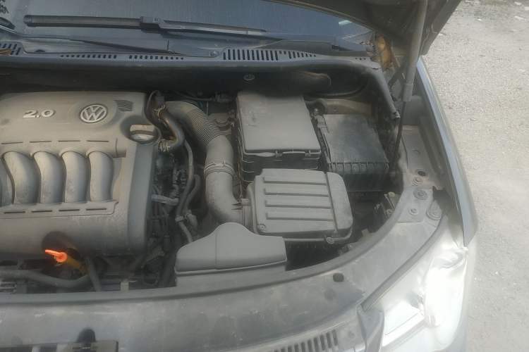 Used Volkswagen Touran 2008 2.0L Smart Edition Automatic 5 Seats Engine Bay Left