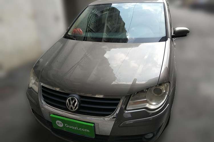 Used Volkswagen Touran 2008 2.0L Smart Edition Automatic 5 Seats Front