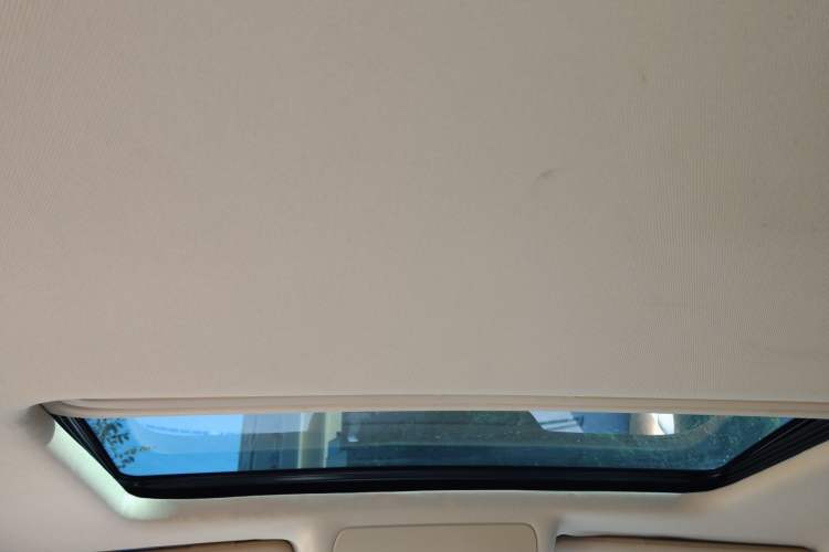 Used Volkswagen Touran 2008 1.8T ZhiZun Edition Automatic 5-Seater Headliner