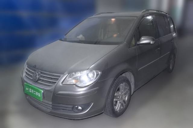 Used Volkswagen Touran 2008 1.8T ZhiZun Edition Manual 5-Seater