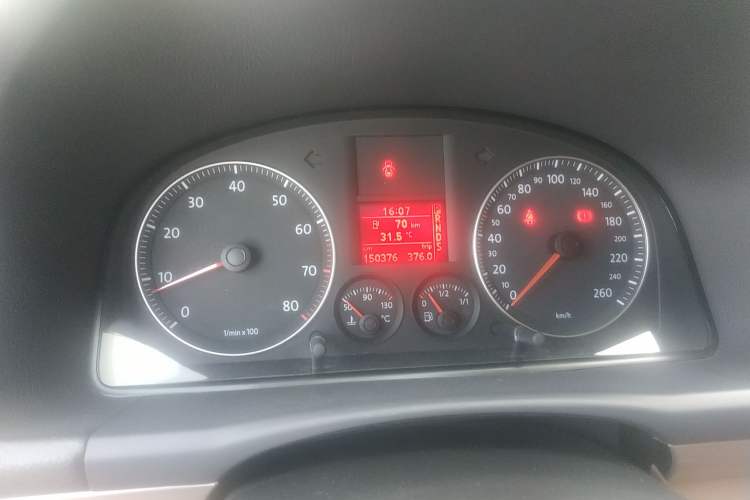Used Volkswagen Touran 2008 2.0L Smart Edition Automatic 5 Seats Instrument Cluster