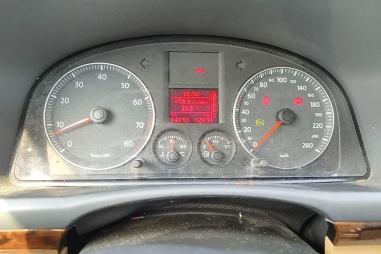 Used Volkswagen Touran 2008 1.8T ZhiZun Edition Automatic 5-Seater Instrument Cluster
