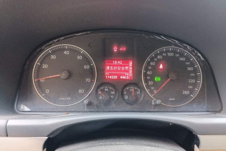 Used Volkswagen Touran 2008 2.0L Zhiya Edition Automatic 5 Seats Instrument Cluster
