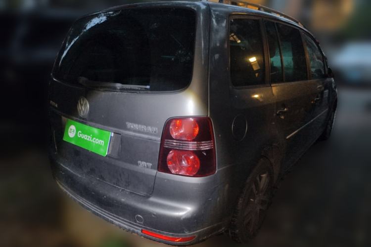 Used Volkswagen Touran 2008 1.8T ZhiZun Edition Automatic 5-Seater Rear Right 45 Deg