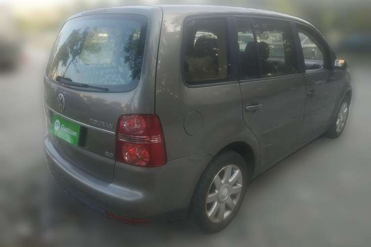 Used Volkswagen Touran 2008 2.0L Smart Edition Automatic 5 Seats Rear Right 45 Deg