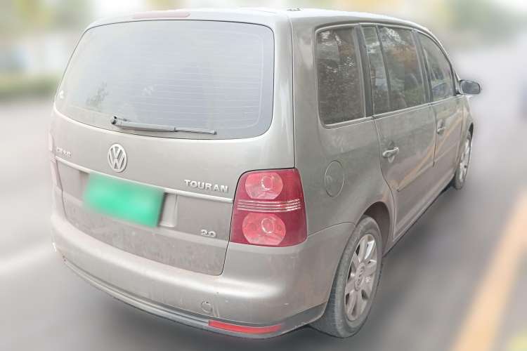 Used Volkswagen Touran 2008 2.0L Smart Edition Automatic 5 Seats Rear Right 45 Deg