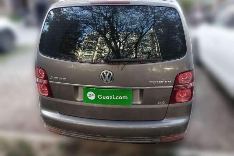 Used Volkswagen Touran 2008 2.0L Zhiya Edition Automatic 5 Seats Rear