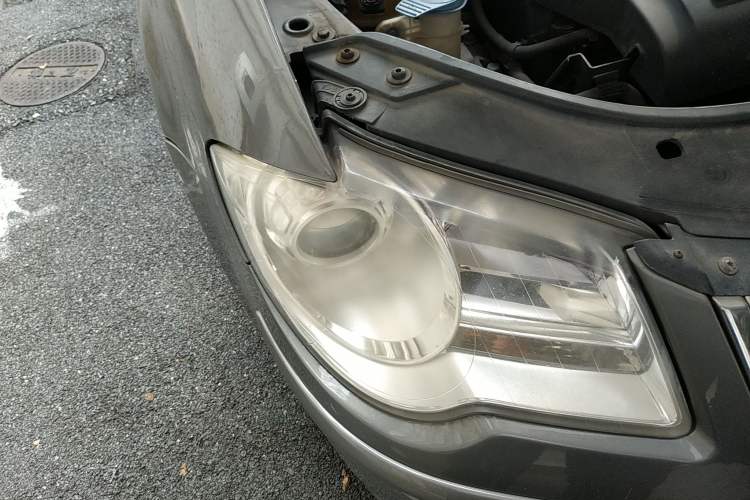 Used Volkswagen Touran 2008 2.0L Smart Edition Automatic 5 Seats Right Front Headlight