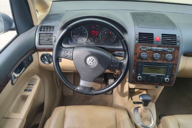 Used Volkswagen Touran 2008 1.8T ZhiZun Edition Automatic 5-Seater Steering Wheel
