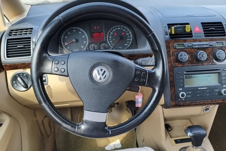 Used Volkswagen Touran 2008 1.8T ZhiZun Edition Automatic 5-Seater Steering Wheel