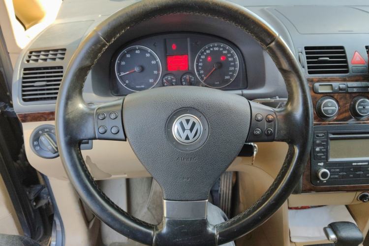 Used Volkswagen Touran 2008 1.8T ZhiZun Edition Automatic 5-Seater Steering Wheel