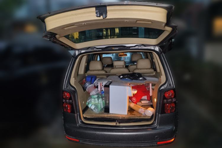 Used Volkswagen Touran 2008 1.8T ZhiZun Edition Automatic 5-Seater Trunk