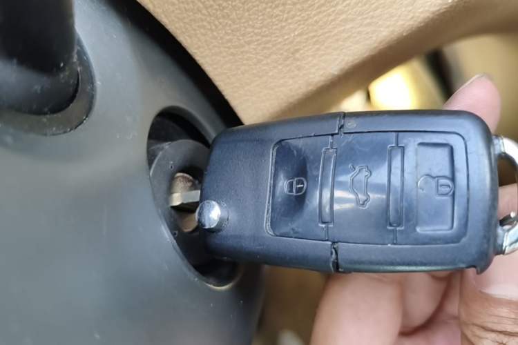 Used Volkswagen Touran 2008 1.8T ZhiZun Edition Automatic 5-Seater Vehicle Key