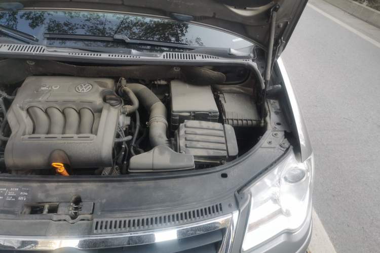 Used Volkswagen Touran 2008 2.0L Zhiya Edition Automatic 5 Seats Engine Bay Left