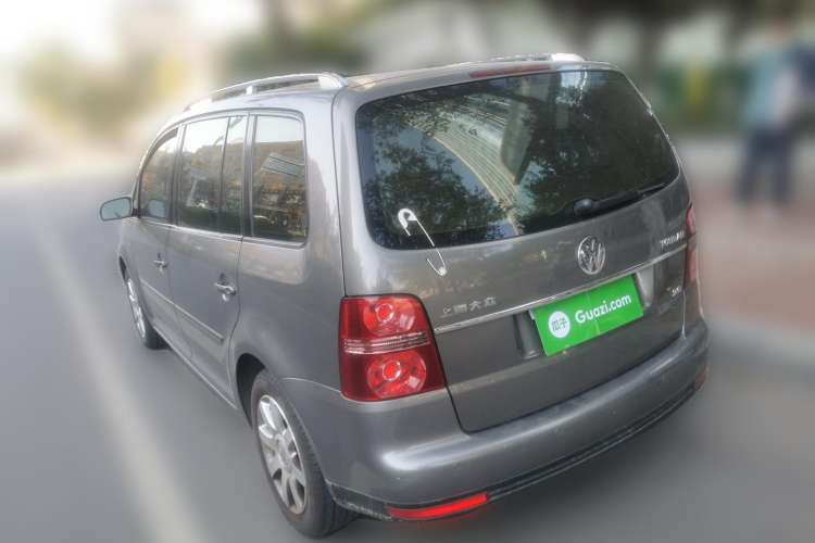 Used Volkswagen Touran 2008 2.0L Zhiya Edition Automatic 5 Seats Rear Left 45 Deg