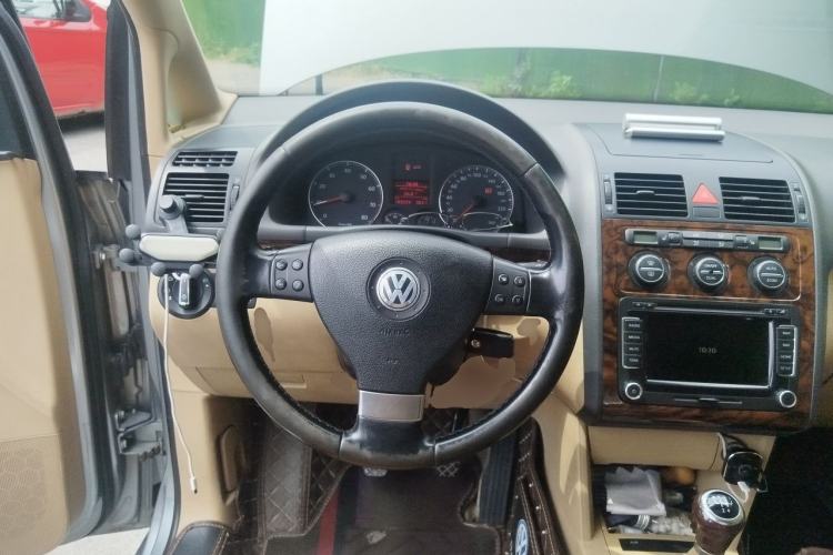 Used Volkswagen Touran 2008 1.8T ZhiZun Edition Manual 5-Seater Steering Wheel