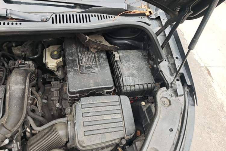 Used Volkswagen Touran 2011 1.4T DSG Zhiya Edition 5 Seats Engine Bay Left