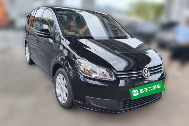 Used Volkswagen Touran 2011 1.4T Manual ZhiShang Edition 5-seater Front Right 45 Deg