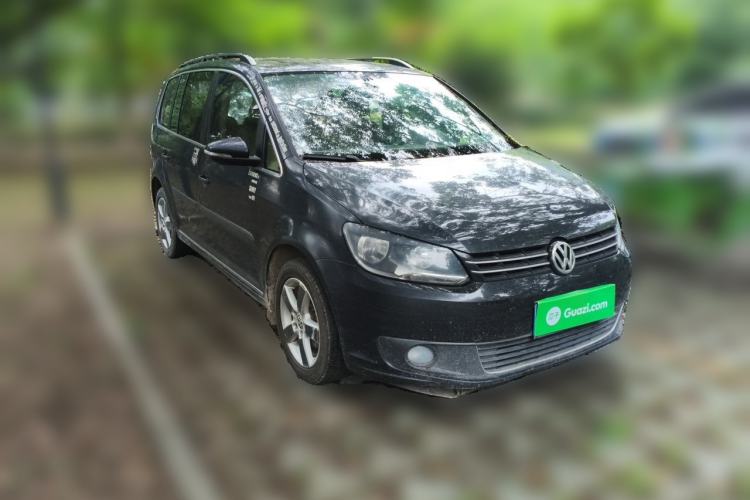 Used Volkswagen Touran 2011 1.4T Manual Zhiya Edition 5 Seats Front Right 45 Deg