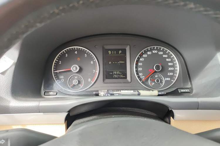 Used Volkswagen Touran 2011 1.4T DSG Zhiya Edition 5 Seats Instrument Cluster
