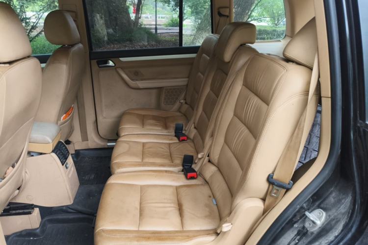 Used Volkswagen Touran 2011 1.4T Manual Zhiya Edition 5 Seats Left Rear Seat