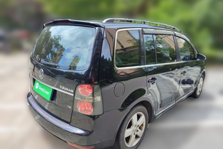 Used Volkswagen Touran 2011 1.4T DSG Zhiya Edition 5 Seats Rear Right 45 Deg