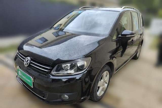 Ojetý Volkswagen Touran 2011 1.4T DSG Zhiya Edition 5 Seats