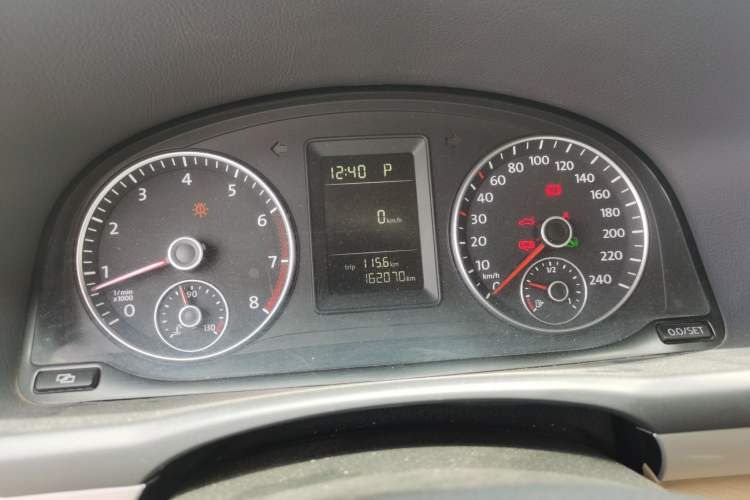 Used Volkswagen Touran 2011 1.4T DSG Zhiya Edition 5 Seats Instrument Cluster