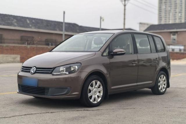Used Volkswagen Touran 2011 1.4T Manual ZhiShang Edition 5-seater