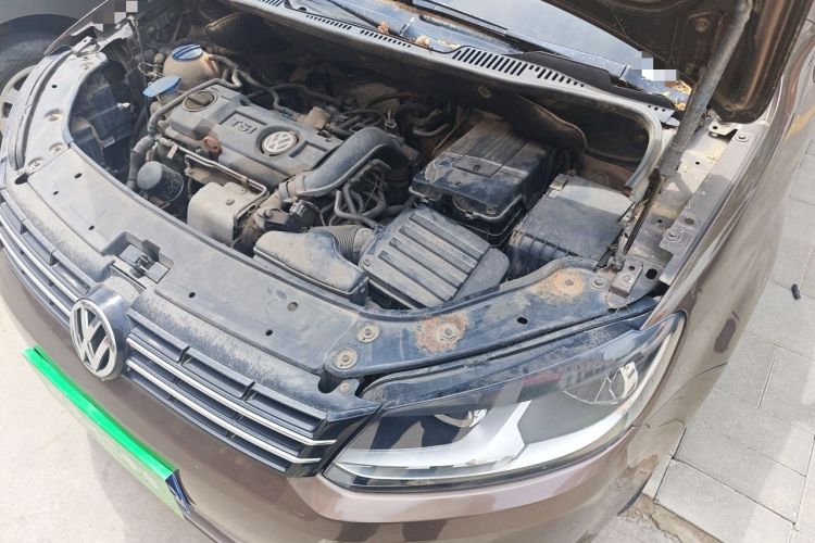 Used Volkswagen Touran 2011 1.4T DSG Zhiya Edition 5 Seats Engine Bay Left