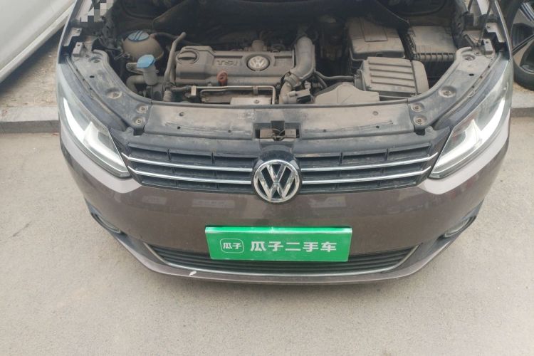 Used Volkswagen Touran 2011 1.4T DSG ZhiZhen Edition 5 Seats Engine Bay