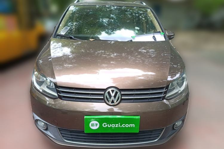 Used Volkswagen Touran 2011 1.4T Manual ZhiZhen Edition 5 Seats Front