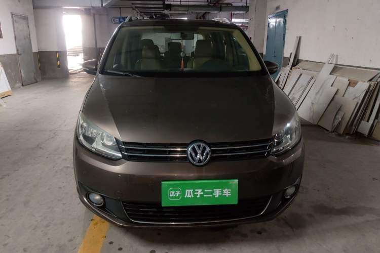Used Volkswagen Touran 2011 1.4T DSG ZhiZhen Edition 5 Seats Front
