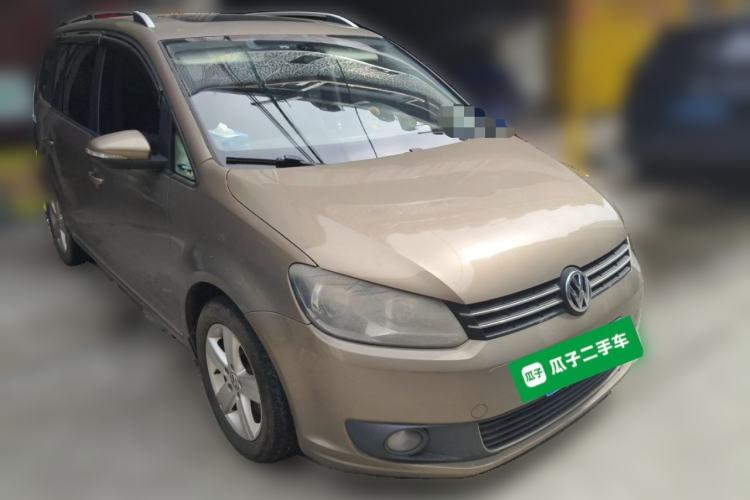 Used Volkswagen Touran 2011 1.4T DSG Zhiya Edition 5 Seats Front Right 45 Deg