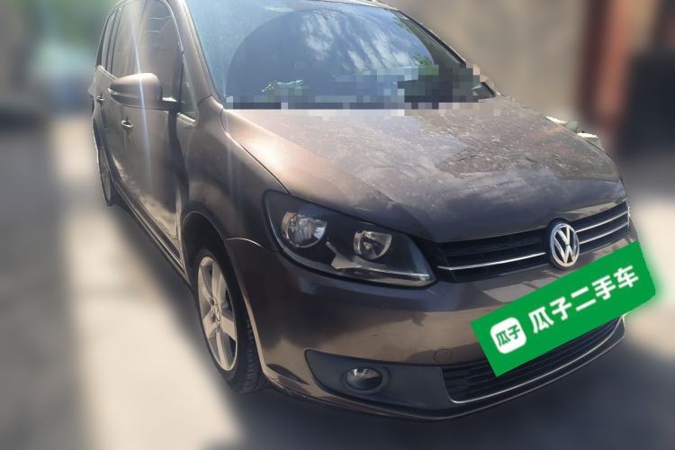 Used Volkswagen Touran 2011 1.4T Manual Zhiya Edition 5 Seats Front Right 45 Deg