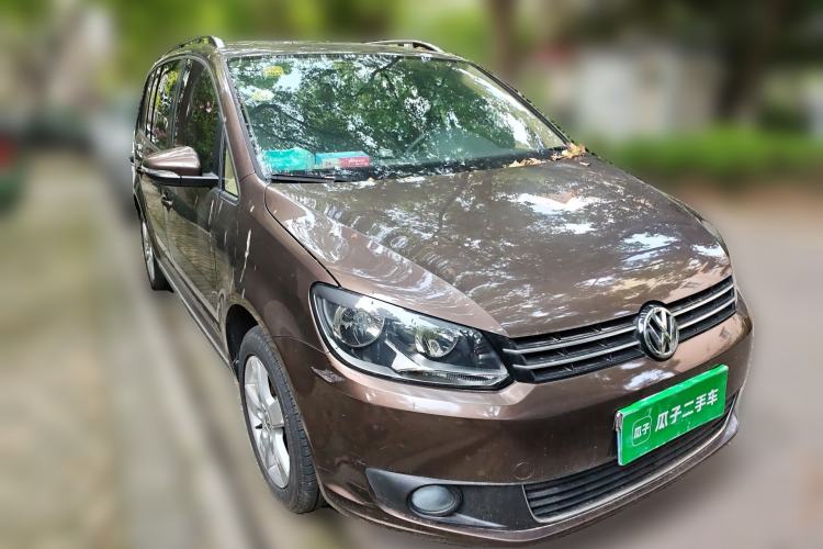 Used Volkswagen Touran 2011 1.4T DSG Zhiya Edition 5 Seats Front Right 45 Deg