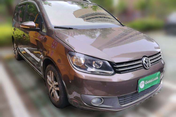 Used Volkswagen Touran 2011 1.4T DSG Zhiya Edition 5 Seats Front Right 45 Deg