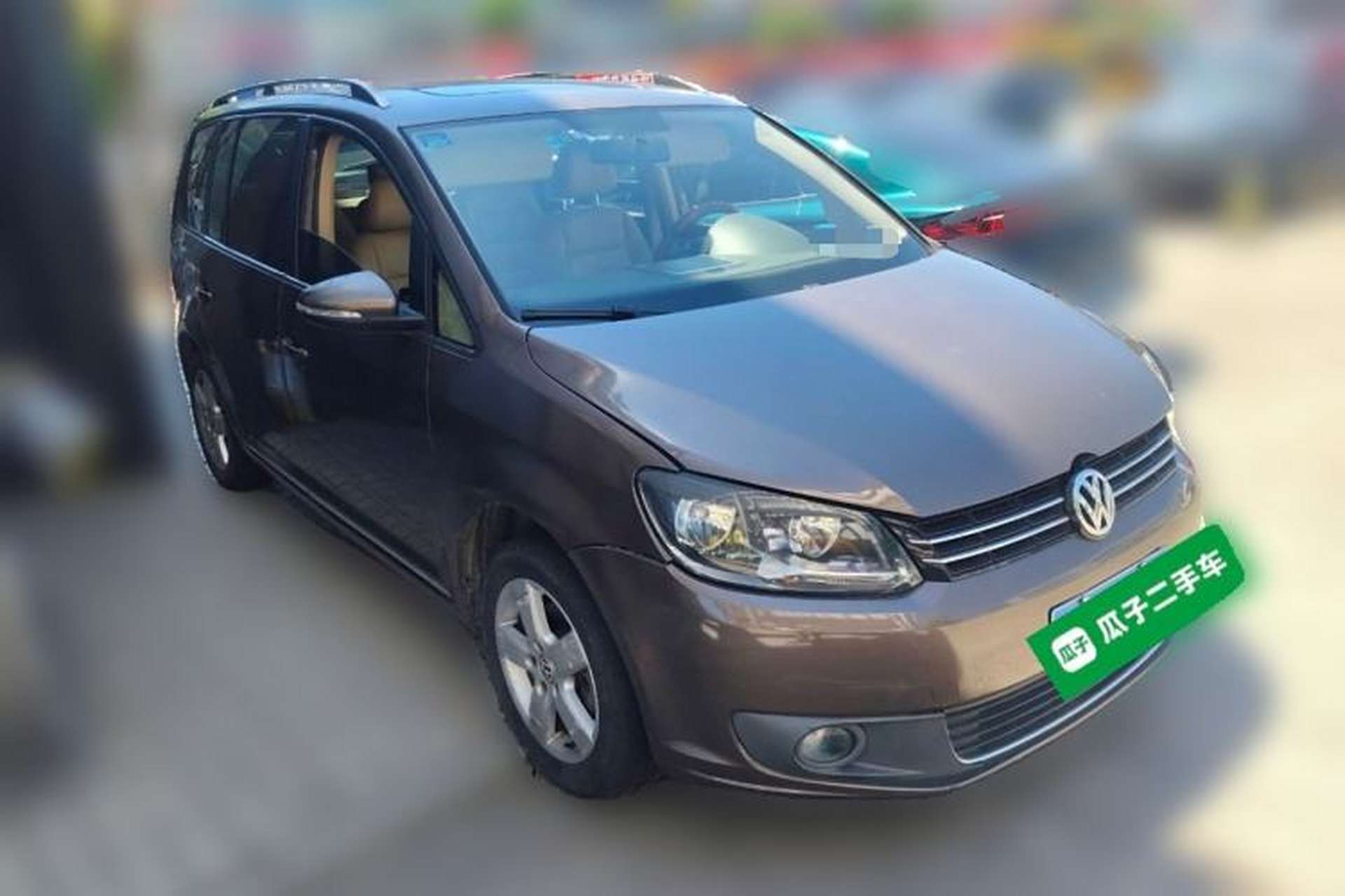 Used Volkswagen Touran 2011 1.4T DSG Zhiya Edition 5 Seats Front Right 45 Deg