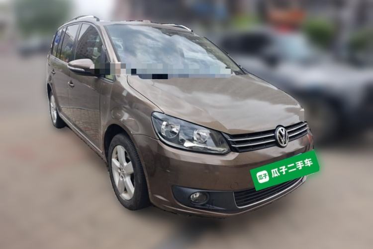 Used Volkswagen Touran 2011 1.4T DSG Zhiya Edition 5 Seats Front Right 45 Deg